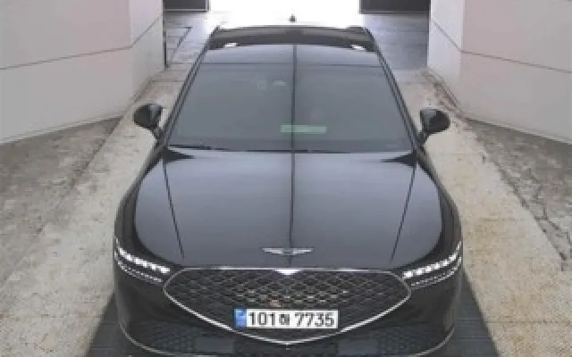 뉴코란도밴 중고차 G90(RS4) 3.5T GDI AWD 매물 사진 11 - 2022/05 184,466km