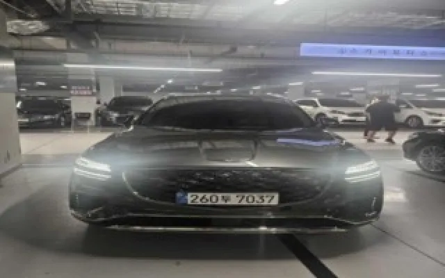 뉴코란도밴 중고차 GV70 2.5T 가솔린 AWD 매물 사진 13 - 2024/08 27,181km